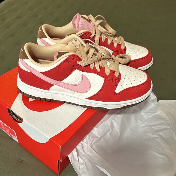 Brand new Nike dunk low. Size 7.5. Never worn. Bought and they were too small. - Picture 2 of 5